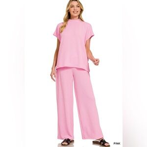 Zenana Raised Rib Short Sleeve Tee & Pants Set 10010018686